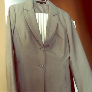 Express suit size 4